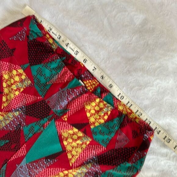 LuLaRoe TC Leggings Plus Size Christmas Red Green Gold - Picture 5 of 8